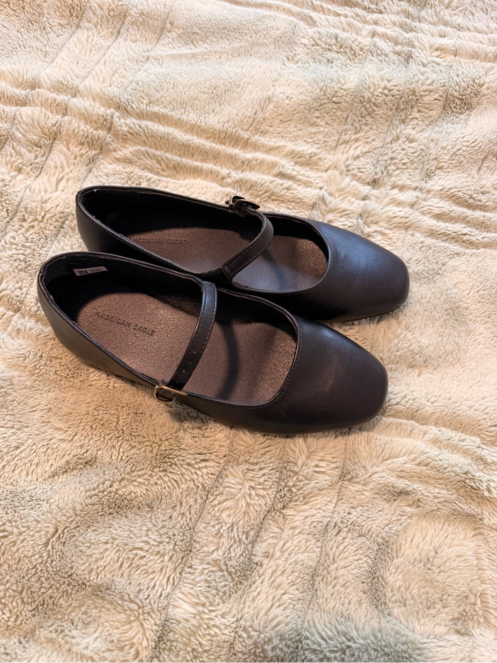 American Eagle Outfitters Black Mary Jane Flats with Strap - Picture 2 of 2